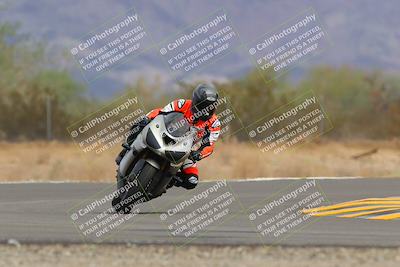 media/Sep-10-2022-SoCal Trackdays (Sat) [[a5bf35bb4a]]/Turn 6 (1140am)/